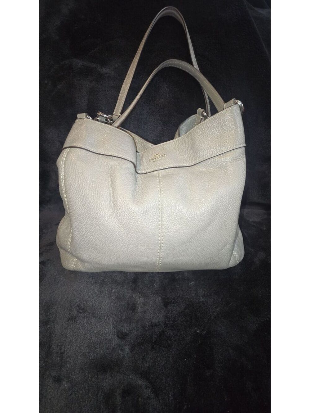 22. 2018 Coach Lexy Gray Shoulder Bag